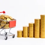 A single repeat customer icon connected to a series of rising purchase blocks over time, representing the total value one customer generates across a relationship, no text in image