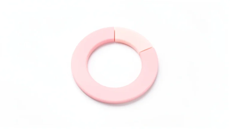 A soft cycle ring with one segment gently highlighted to suggest the fertile window, abstract and calm, no text and no real person